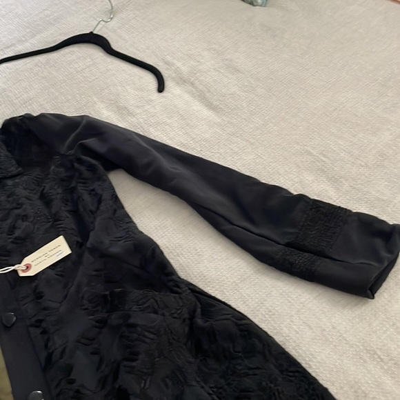 Vintage Burning Torch coat - Picture 8 of 13